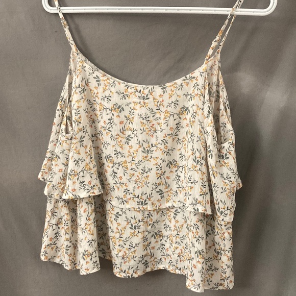 Kaileigh- Abigail Tiered Top - Picture 2 of 4